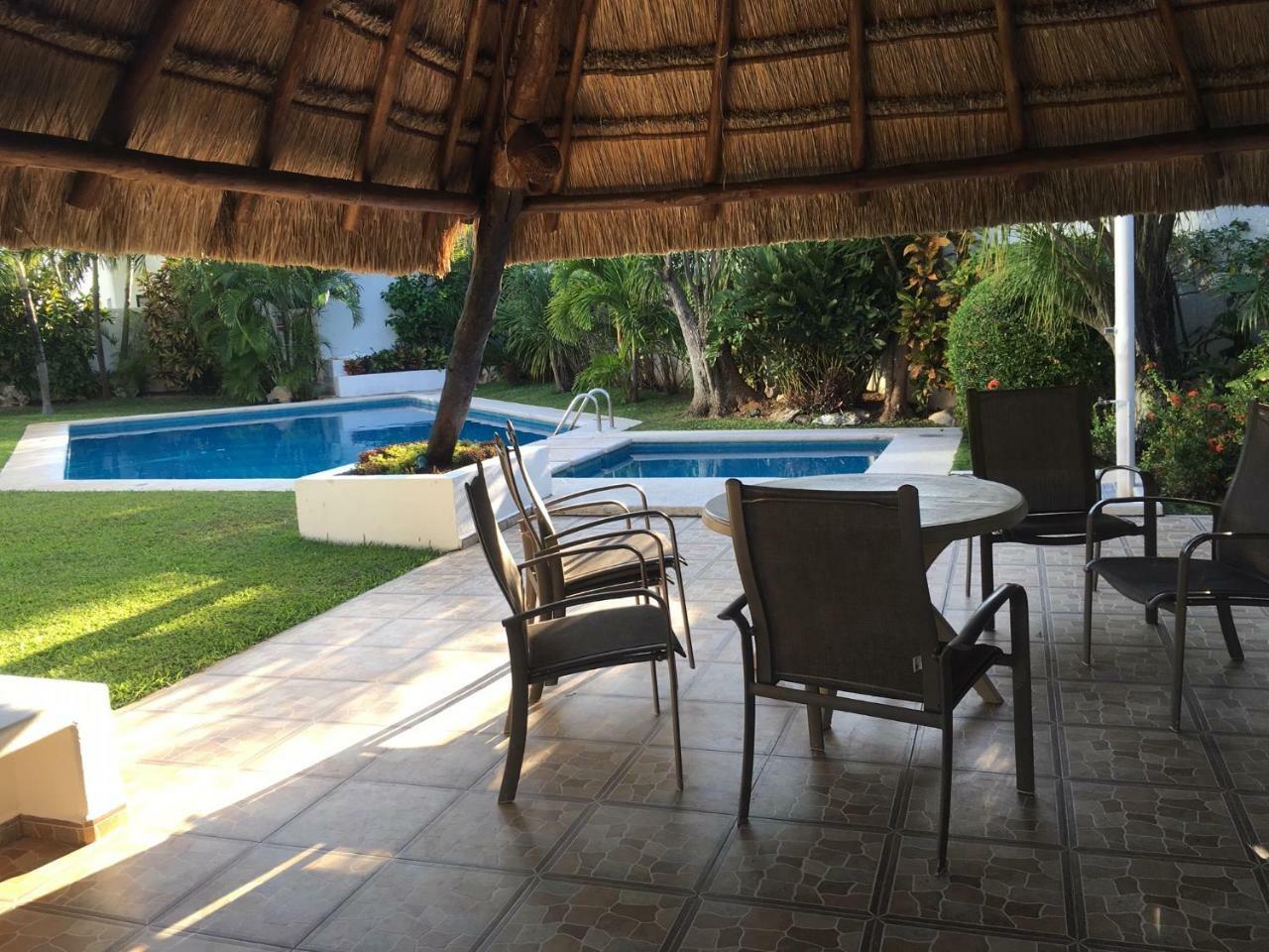 Large House - Walking To Beach - 10 Guests! Κανκούν Εξωτερικό φωτογραφία